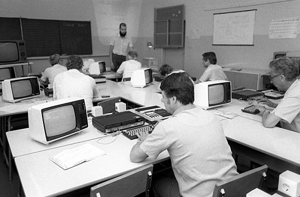 DDR - Computerkabinett im VEB DVZ