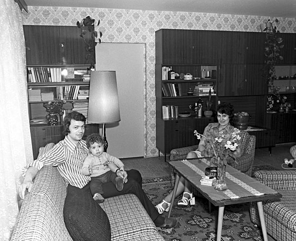 DDR - Familie in Fürstenwalde