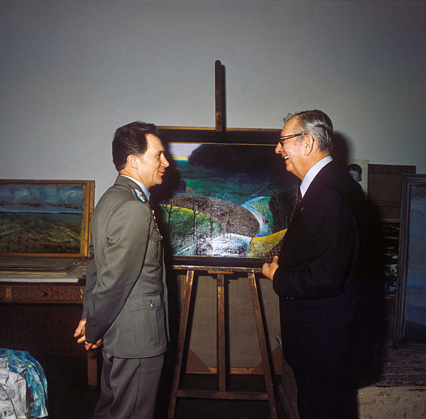 Sigmund Jähn zu Gast bei Paul Michaelis in Dresden