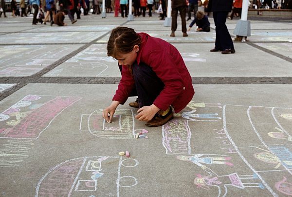 DDR - Pflastermalen auf dem Alex