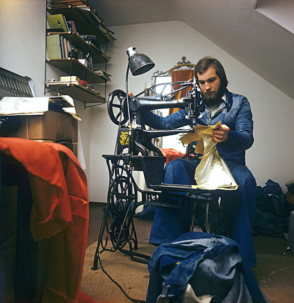 DDR - Jeans-Mode selbstgeschneidert