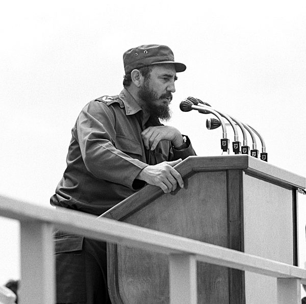 Historical Cuba - State visit Erich Honecker 1974 - Cienfuegos