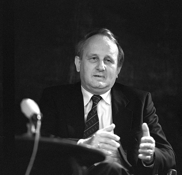 DDR - Rolf Hochhuth 1985