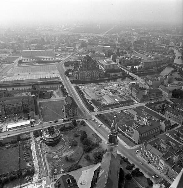 DDR - Aufbau Berliner Fernsehturm 1967