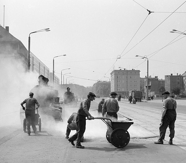 DDR - Straßenbauarbeiten - 1968