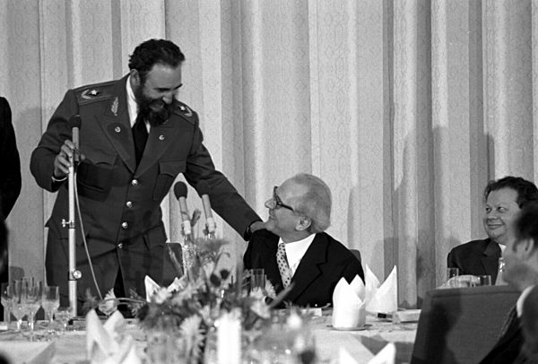 Toast Fidel Castros, Partei- und Staatschef Kubas...
