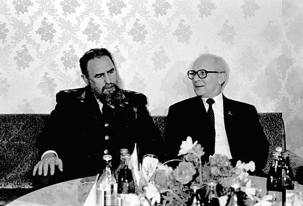 Meeting of Honecker, Castro in Moscow