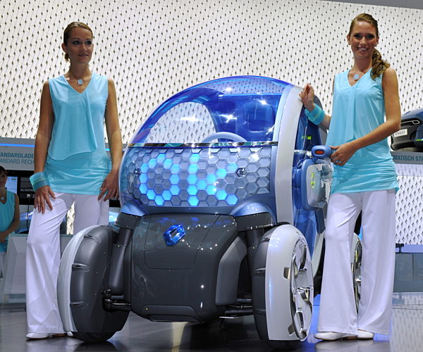 Der französische Autohersteller Renault präsentiert am Dienstag (15.09...