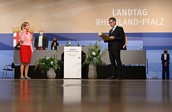 Konstituierende Plenarsitzung Landtag Rheinland-Pfalz
