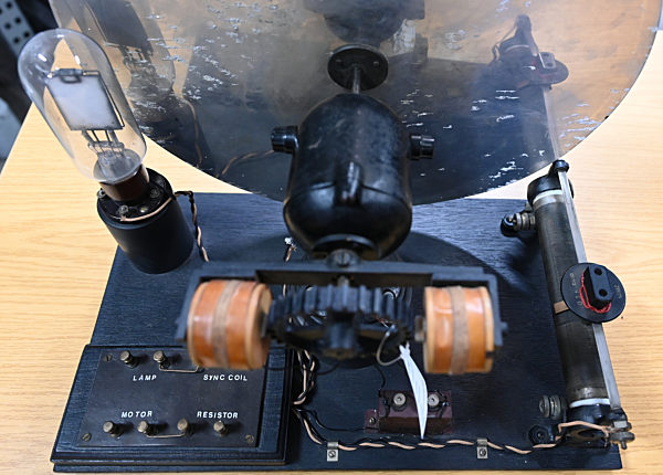 90 Jahre elektronischer Fernseher