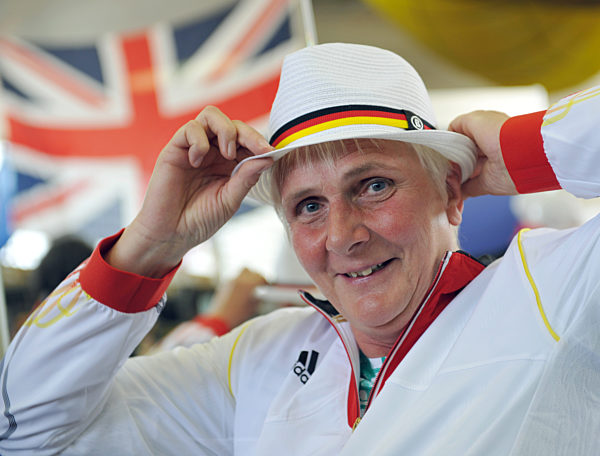 Deutsche Athleten für Paralympics eingekleidet