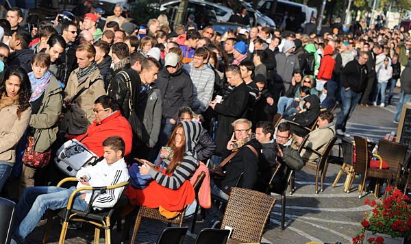 Verkaufsstart Apple iPhone 5 in Frankfurt