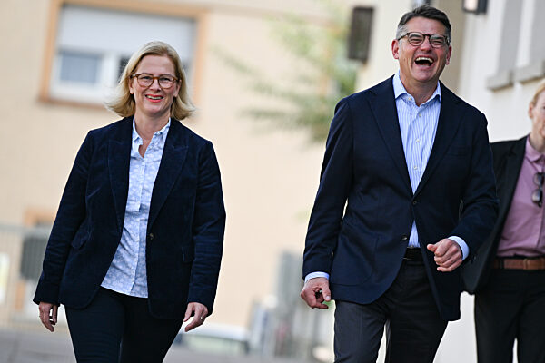 Landtagswahl Hessen - Stimmabgabe Raab-Rhein