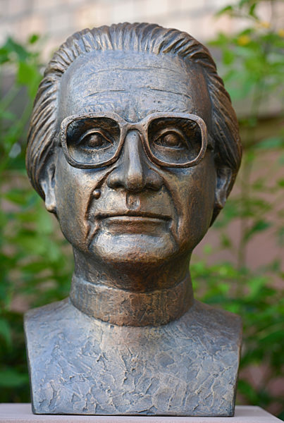 Konrad-Zuse-Büste in Hünfeld