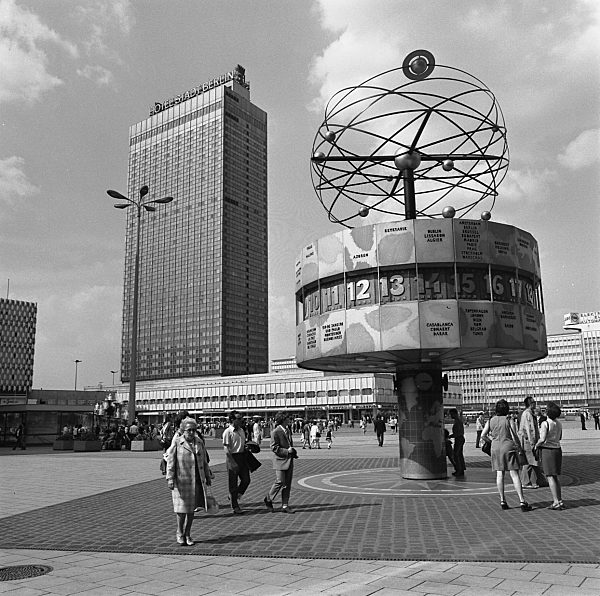 DDR - Alexanderplatz