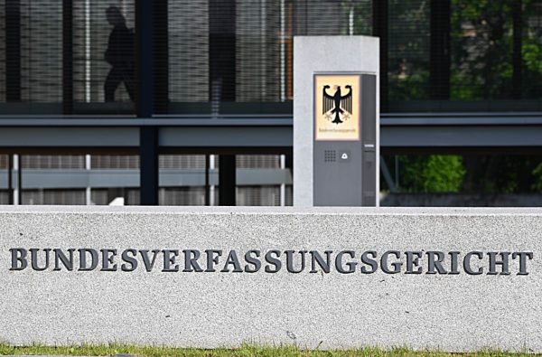 Bundesverfassungsgericht - Versorgungsausgleich bei Scheidung