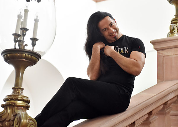 Comedian Bülent Ceylan stellt drei Open-Air-Termine vor