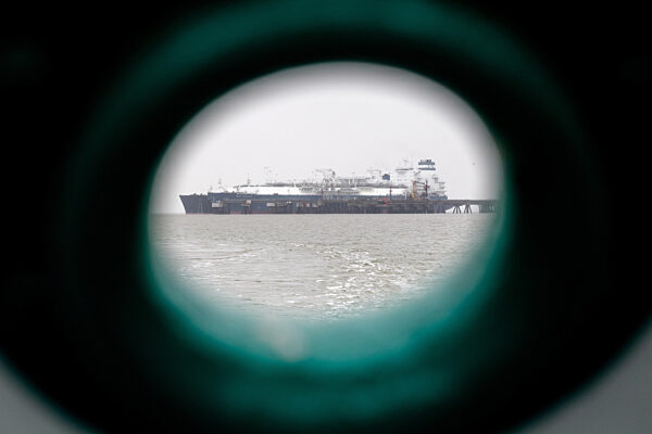 LNG-Terminal mit "Höegh Esperanza" in Wilhelmshaven