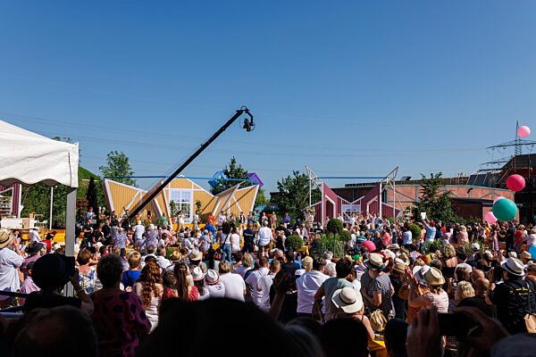 "Immer wieder sonntags"