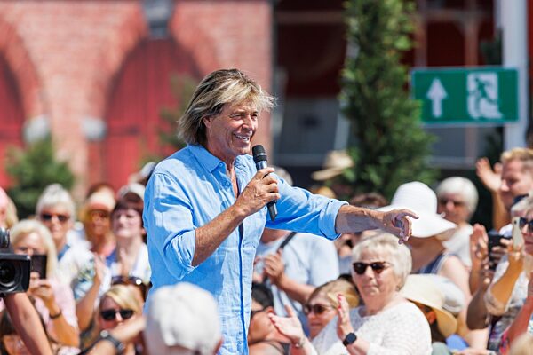 "Immer wieder sonntags"