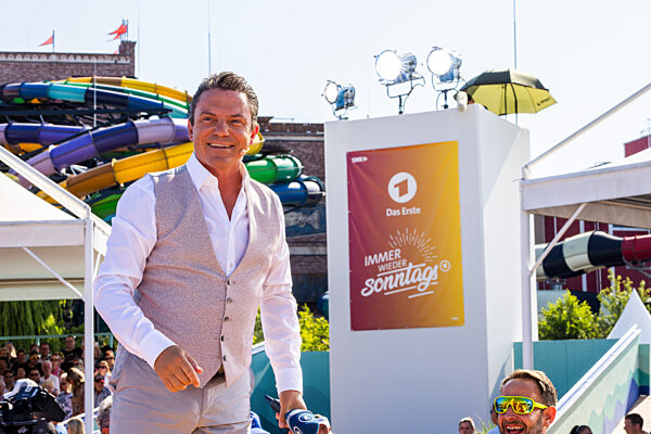 Erste Ausgabe von "Immer wieder sonntags" nach tödlichem Notfall