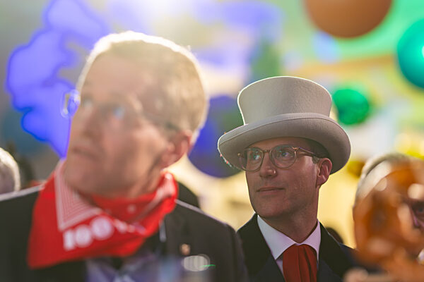 CDU-Spitzenkandidat Manuel Hagel bekommt "Goldene Narrenschelle"