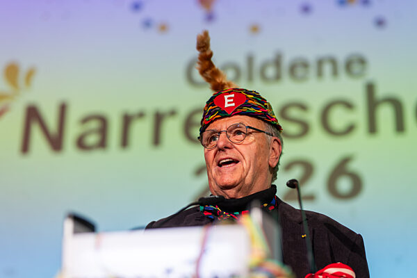 CDU-Spitzenkandidat Manuel Hagel bekommt "Goldene Narrenschelle"