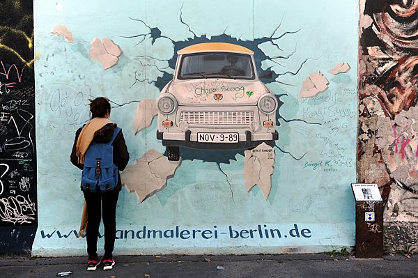 Berliner Mauer - East Side Gallery   |   Berlin Wall - East Side Gallery