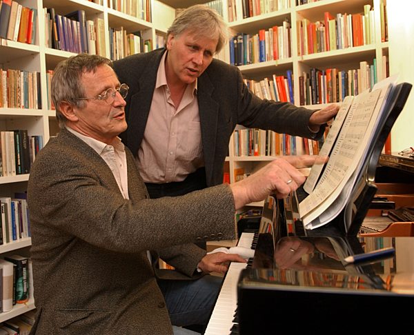 Konstantin Wecker und Rolf Rettberg, 2004