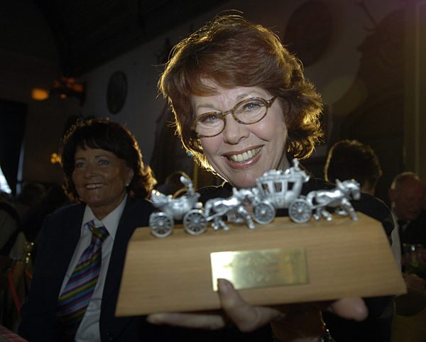 Marianne Koch wird mit SPD-Preis 'Wer ko, der ko' geehrt, 2007