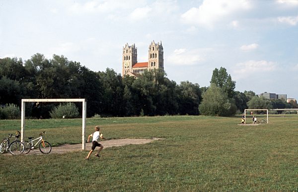 Isarauen in München, 2001