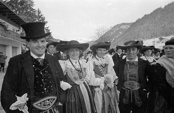 Eröffnungsfeierlichkeiten der Alpinen Skiweltmeisterschaft in Gröden, 1970