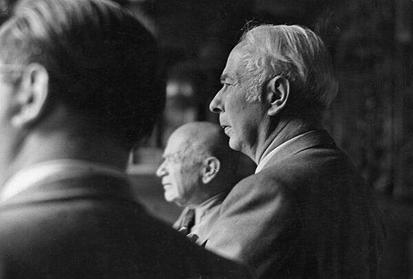 Theodor Heuss in Schloss Herrenchiemsee, 1949