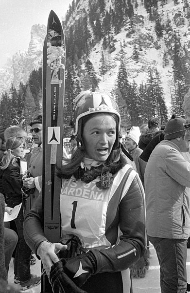 Teilnehmerin bei der Alpinen Skiweltmeisterschaft in Gröden, 1970