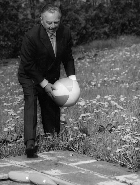 Erich Kästner, 1964