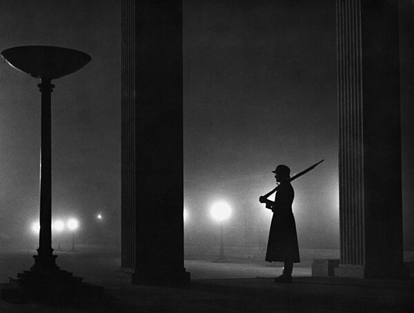 SS-Wache an den Münchner Ehrentempeln