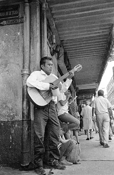 Straßenmusiker in Mexico City, 1970