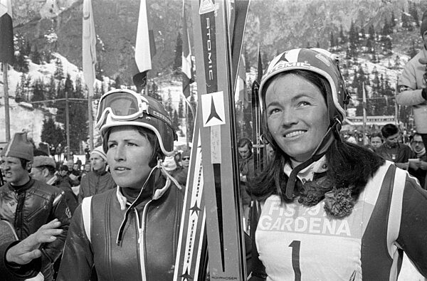 Teilnehmerinnen bei der Alpinen Skiweltmeisterschaft in Gröden, 1970