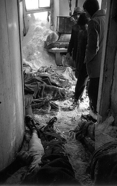 Opfer der Lawinenkatastrophe in Vorarlberg, 1954