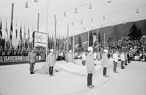 Eröffnungsfeierlichkeiten der Alpinen Skiweltmeisterschaft in Gröden, 1970