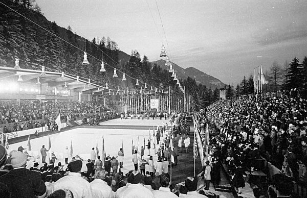 Eröffnungsfeierlichkeiten der Alpinen Skiweltmeisterschaft in Gröden, 1970