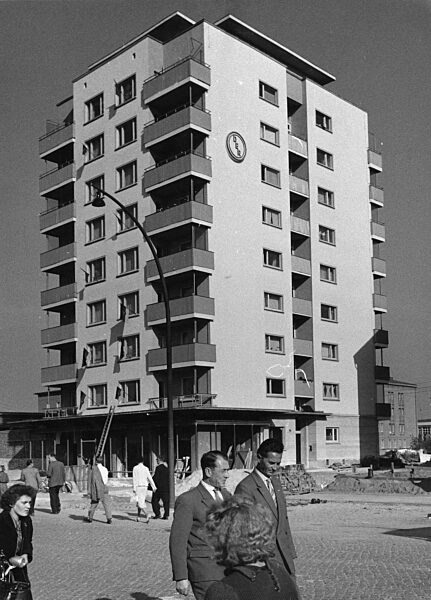Modernes Wohnhaus in Stalinstadt (heute: Eisenhüttenstadt), 1959