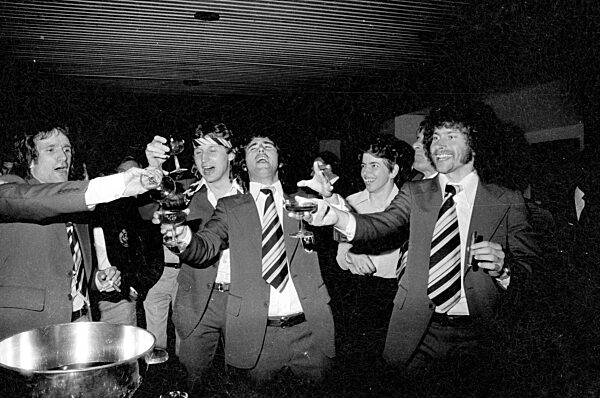 Overath, Flohe, Müller und Breitner bei der Feier zum WM Sieg in München, 1974