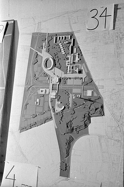 Jury-Sitzung zum Architektenwettbewerb für die Olympiabauten in München, 1967