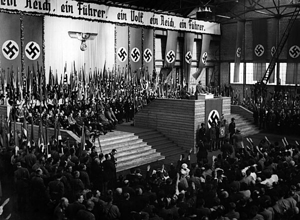 Adolf Hitler in Graz, 1938