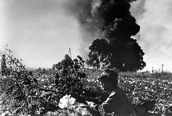 Deutscher Soldat an der Ostfront, 1944