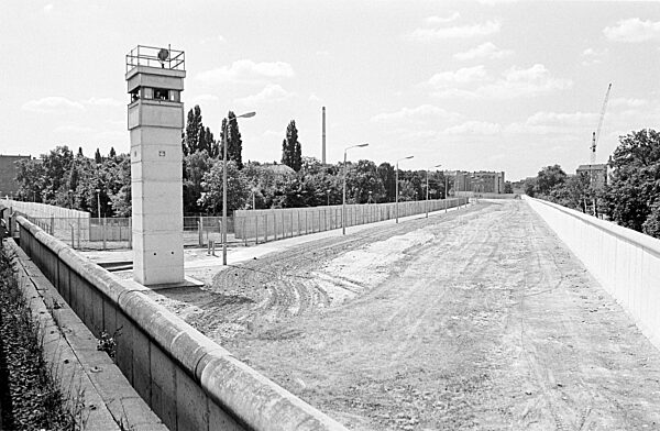 Sperrgebiet an der Mauer in Berlin