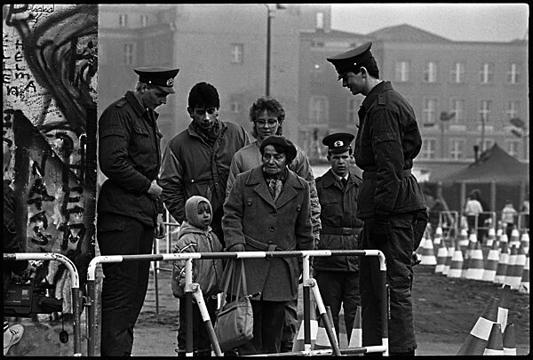 MAUEROEFFNUNG am Potsdamer Platz, 1989