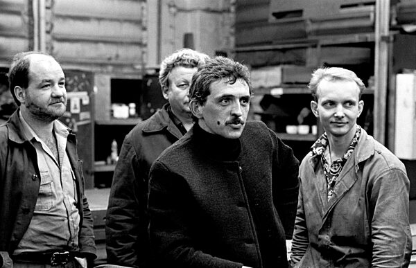 Worker in the Berlin VEB Werkzeugmaschinenkombinat "7. Oktober" (1989)