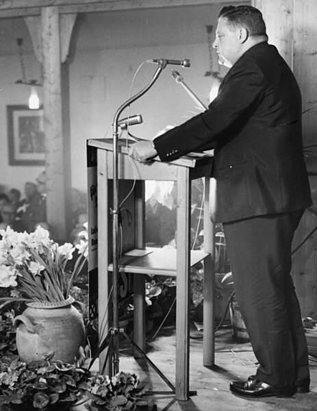 Franz-Josef Strauss, 1964